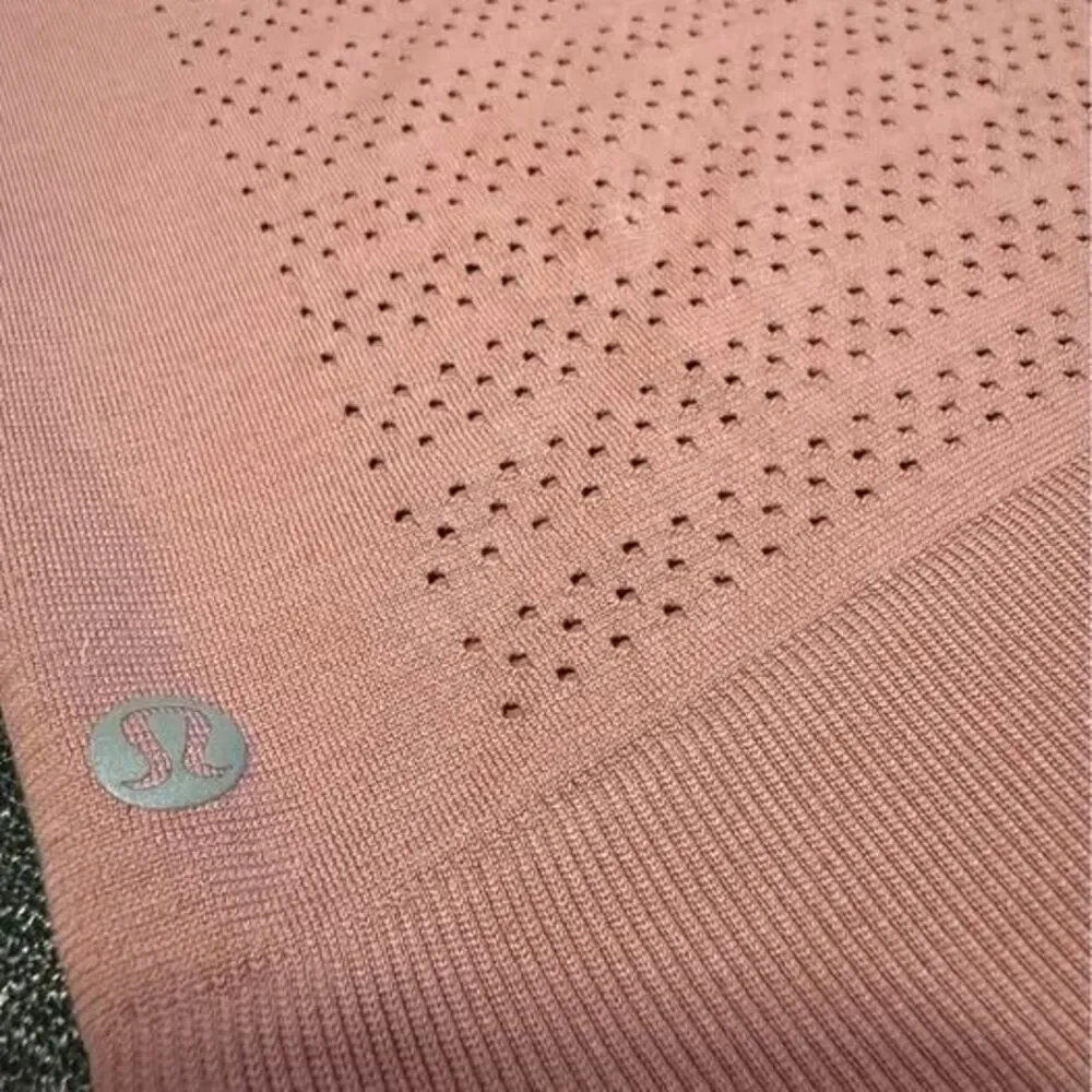 Lululemon Swiftly Tech Long-Sleeve Shirt in Mauve